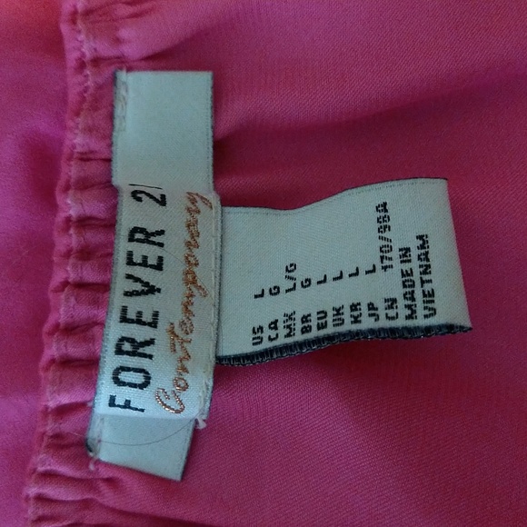 Over The Shoulder Ruffled Blouse - Picture 4 of 4